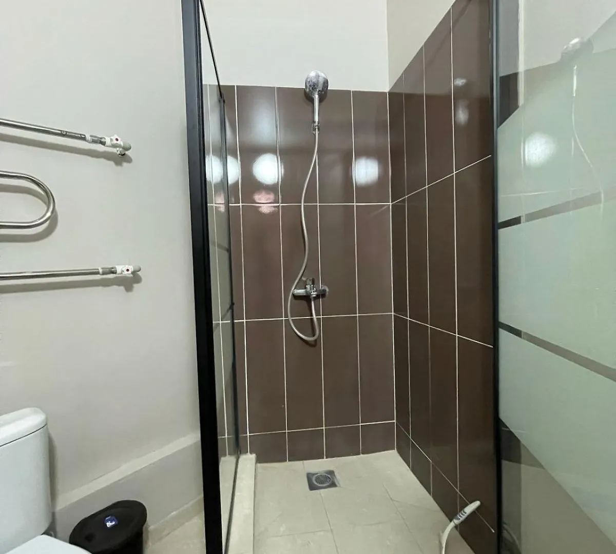 Квартира В Парковой Зоне! Almaty Apartment