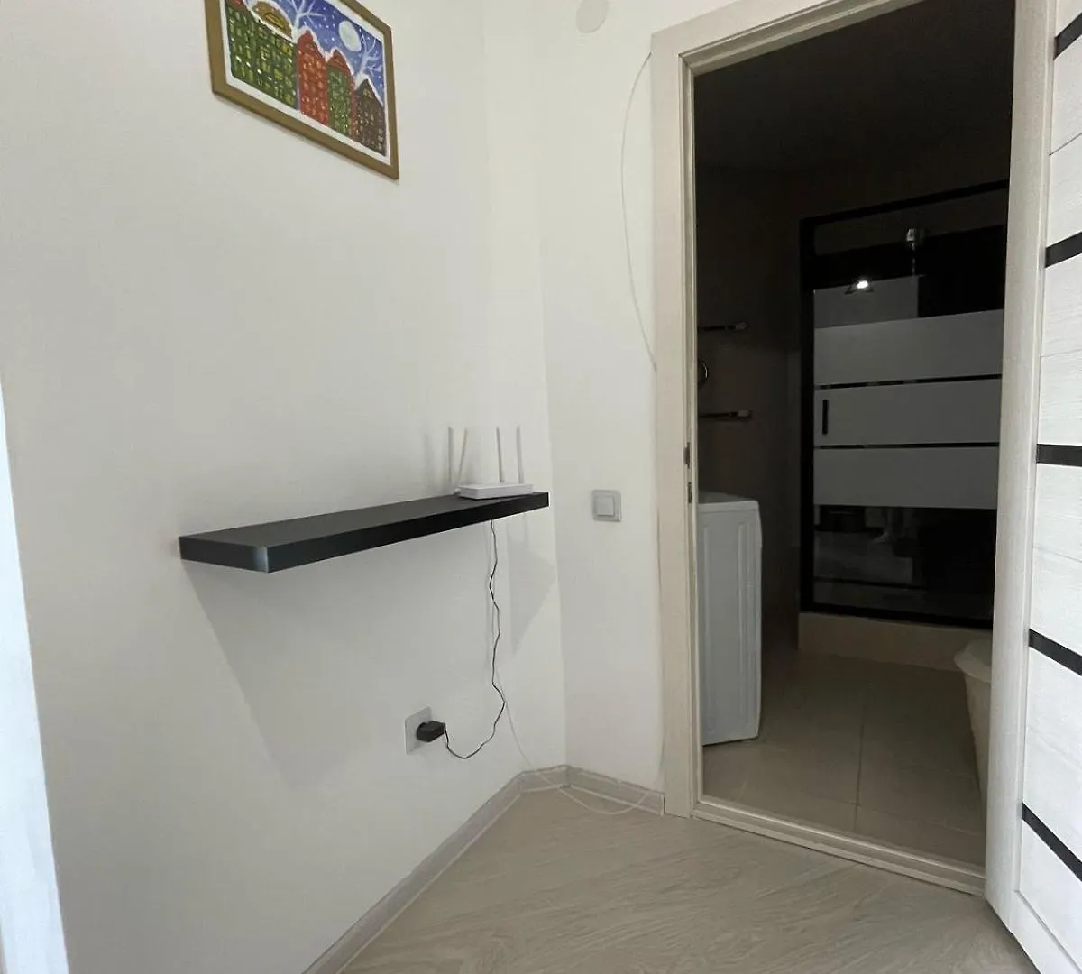 Квартира В Парковой Зоне! Almaty Apartment